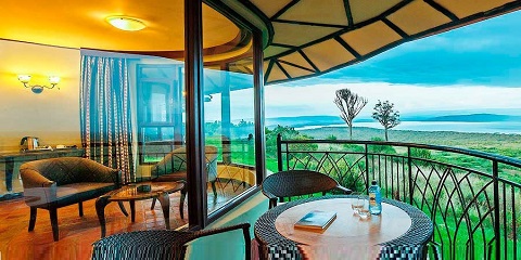6 Days Group Mid-Range Safari; Nakuru, Masai Mara, Naivasha & Amboseli