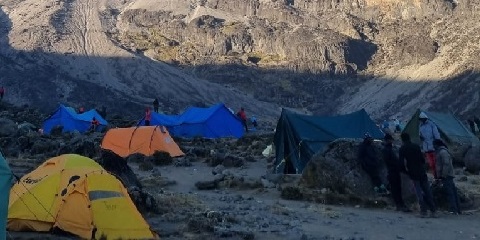 5 ڏينهن گروپ بجيٽ Kilimanjaro چڙهڻ Umbwe رستي تانزانيا ۾ موشي کان (2026 - 2027)