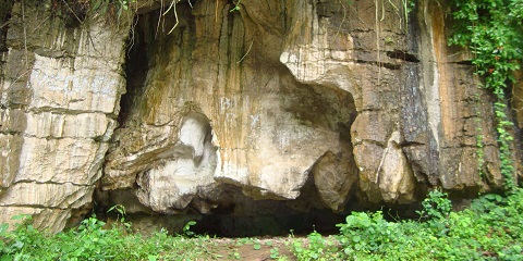 1 Jou Prive Amboni Caves ak Souf Hot Spring vwayaj (2026 - 2027)