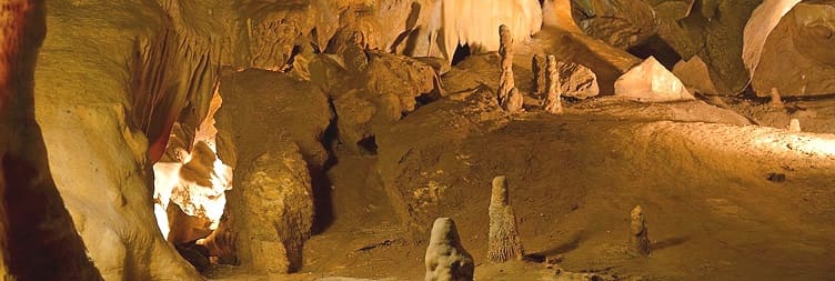  Amboni Caves & Sulphur Hot Spring Day Trip