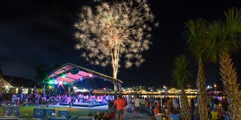 Poolepäevane privaatne ööelukogemus Sansibari Paje rannabaaris (2026–2027)