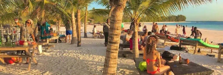 Nungwi Beach Life & Nightlife Tour in Nungwi