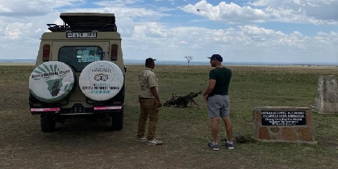16 ڏينهن تنزانيا پرائيويٽ مڊ-رينج سفاري، ڪليمانجارو هاءِڪ ۽ زانزيبار موڪلون موشي کان (2026 - 2027)