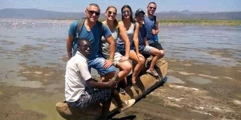 14 Dina Mewah Uganda, Kenya, lan Tanzania Grup Safari lan Liburan Pantai Zanzibar (2026 - 2027)