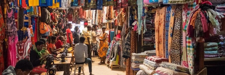 Частна мемориална обиколка до Нтарама и Нямата