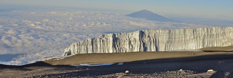 School Huts (4,800 meters) to Kilimanjaro Crater (5,750 meters)