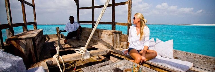 Mnemba Snorkeling & Sunset Dhow Cruise