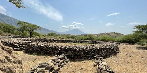 1-Day Private Luxury Engaruka Archaeological Short Tour from Arusha to Namanga Border