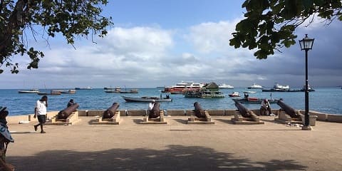 Njem nlegharị anya ubi nkeonwe nke ọkara ụbọchị site na Nungwi na Zanzibar (2026 - 2027)