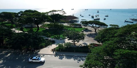 Zanzibar ရှိ Pwani Mchangani မှ နေ့တစ်ဝက်သီးသန့် Forodhani Gardens ခရီးစဉ် (2026 - 2027)