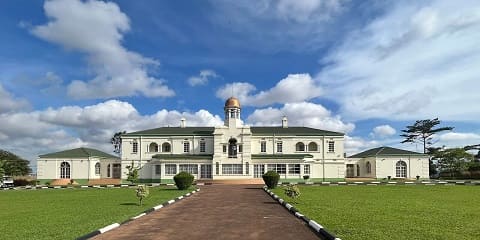 1 දින පෞද්ගලික සොහොන්, කිං මාලිගය සහ ගඩාෆි මුස්ලිම් පල්ලිය එන්ටෙබේ සිට දින චාරිකාව (2026 - 2027)