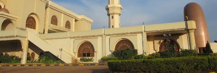 Tombs, King’s Palace & Gaddafi Mosque Visit – Day Tour
