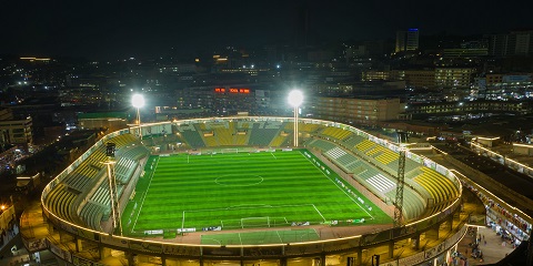 2 Jou Bidjè Gwoup Uganda Chimpanzee Wildlife Safari soti nan Ayewopò Entènasyonal Entebbe (2026 - 2027)