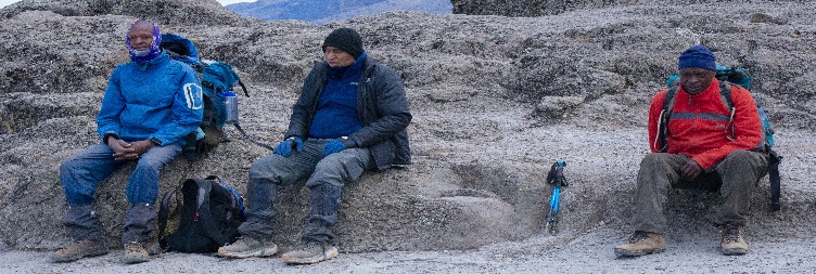 Barranco Camp to Karanga Camp (via Barranco Wall)