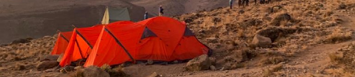 Second Cave Camp to Kikelewa Camp (3,600 meters / 11,811 feet)