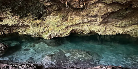Irin-ajo Cave Aladani Idaji-ọjọ lati Kizimkazi ni Zanzibar (2026 - 2027)