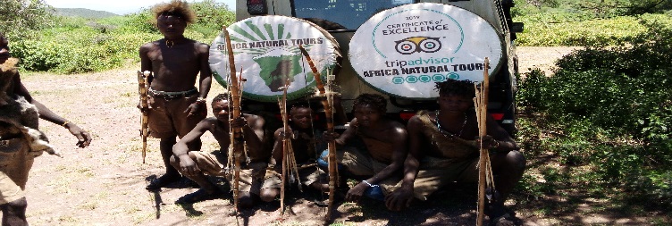 Lake Eyasi back Mto wa Mbu / Lake Manyara