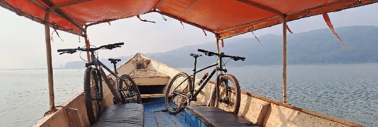 빅토리아 섬 사이클링 프라이빗 일일 투어