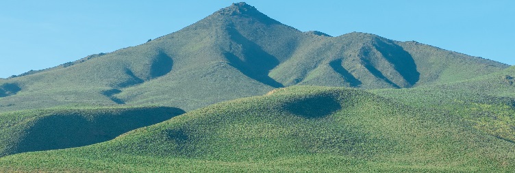 Olmoti Crater Hiking