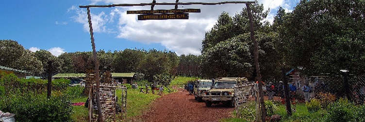 Londorossi Gate to Mti Mkubwa Camp
