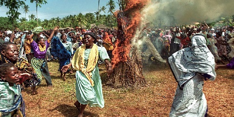 موشی، تنزانیہ سے 1 روزہ نجی لوشوٹو ثقافتی میلے کا دورہ (2026 - 2027)