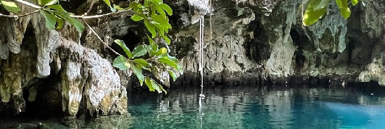 মালুম প্ৰাকৃতিক গুহা সাঁতোৰ ভ্ৰমণ