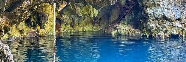 Maalum இயற்கை குகை நீச்சல் சுற்றுலா