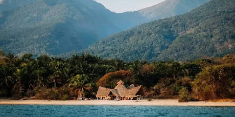 Excursão privada de médio alcance de 12 dias na Tanzânia saindo de Dar Es Salaam (2026 - 2027)