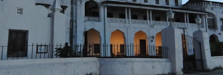 Maruhubi Palace Ruins Tour
