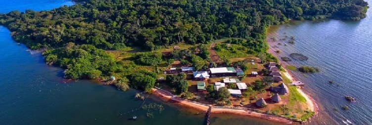 Нгамба утравы Шимпанзе көн сәяхәте