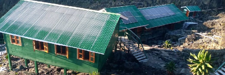 Nyakalengija (1.646 m) - Nyabitaba hut (2.652 m)
