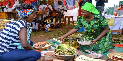 Jednodnevni privatni tečaj kuhanja u Ugandi i kulturno iskustvo iz Entebbea, Uganda (2026. - 2027.)