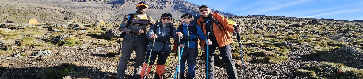 Moshi – Umbwe Gate (1800 m) – Umbwe Cave Camp (2850 m)