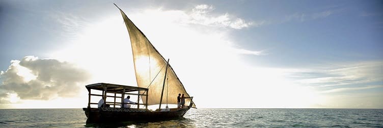 ક્રૂઝ અને સેઇલિંગ ટૂર