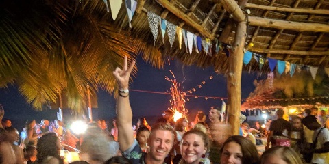 1-päevane privaatne täiskuu peotuur Kendwas, Sansibar (2026–2027)