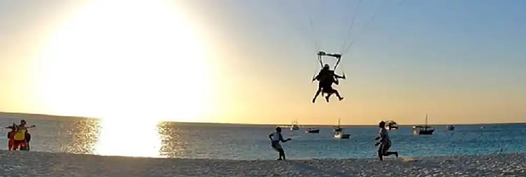 تور زنگبار پاراسلینگ