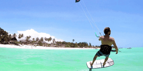 Privee surftocht fan heale dei yn Kizimkazi, Sansibar (2026 - 2027)